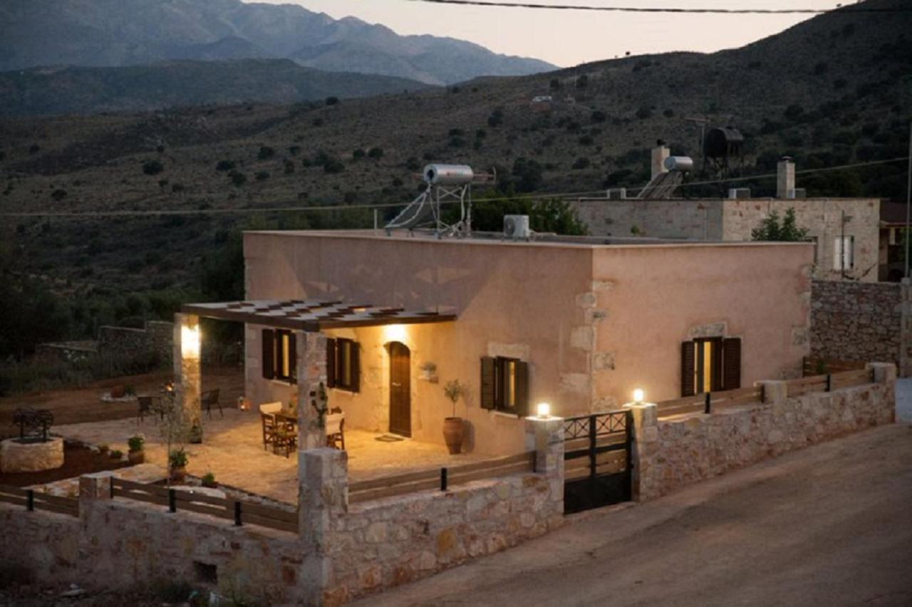 Iliopetra Villa Beritiana Buitenkant foto